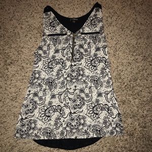 EXPRESS B&W Floral Dressy Tank Top